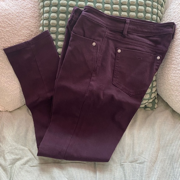 J. Jill Deep Authentic Fit, Slim Ankle Purple Denim Jeans, Size 8 - Picture 1 of 9